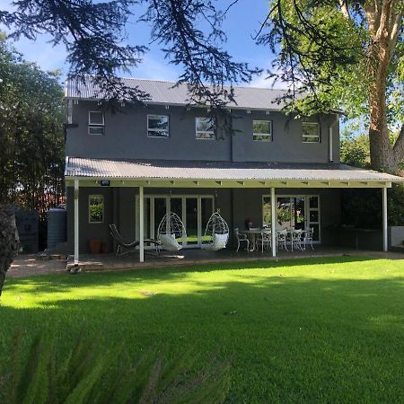 יוהנסבורג Ten Stirling Bed & Breakfast מראה חיצוני תמונה
