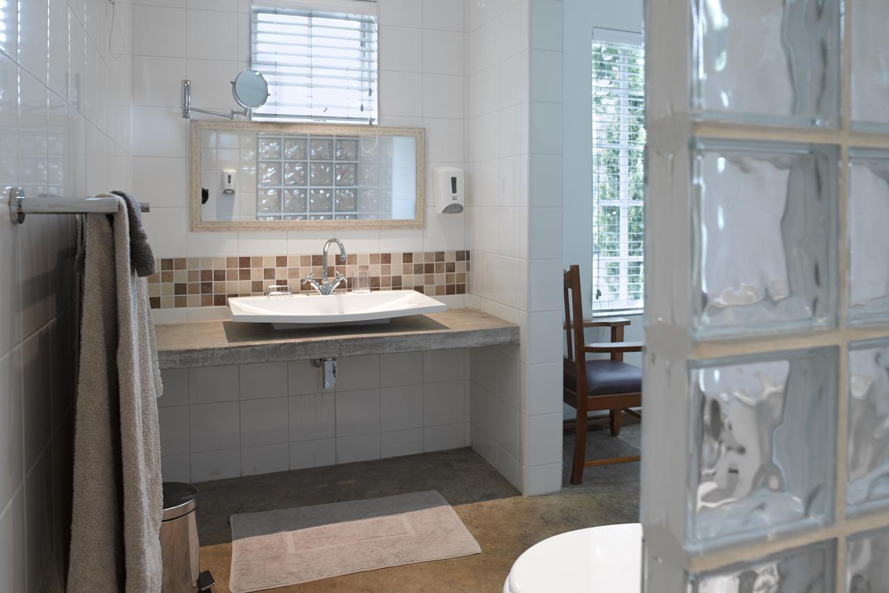 יוהנסבורג Ten Stirling Bed & Breakfast מראה חיצוני תמונה